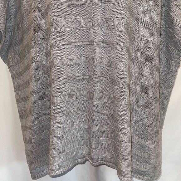 Old Navy sweater poncho size Medium/Large - Picture 3 of 15